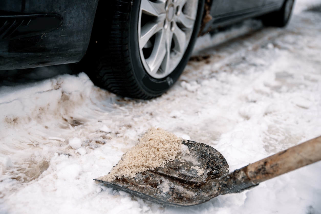 Your Guide to Salting Your Pavement for Winter